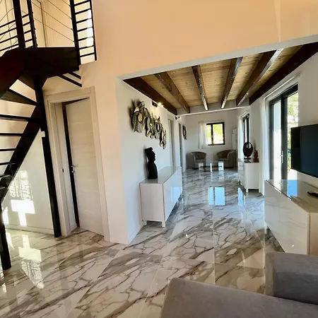 Apartamento 2 Bedroom In Mateka *